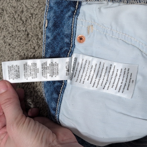 Good American Cutoff Jean Shorts Denim Lighter Wash High Waist Size 10/30 - Picture 7 of 12
